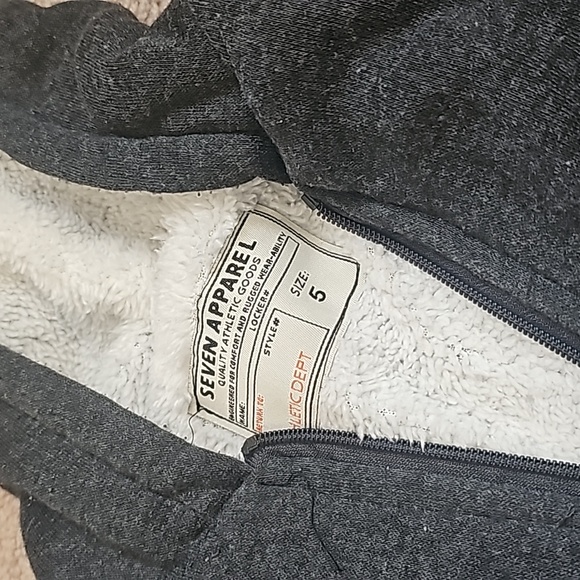 jacket fleece size 5 BUNDLE ONLY - Picture 2 of 5